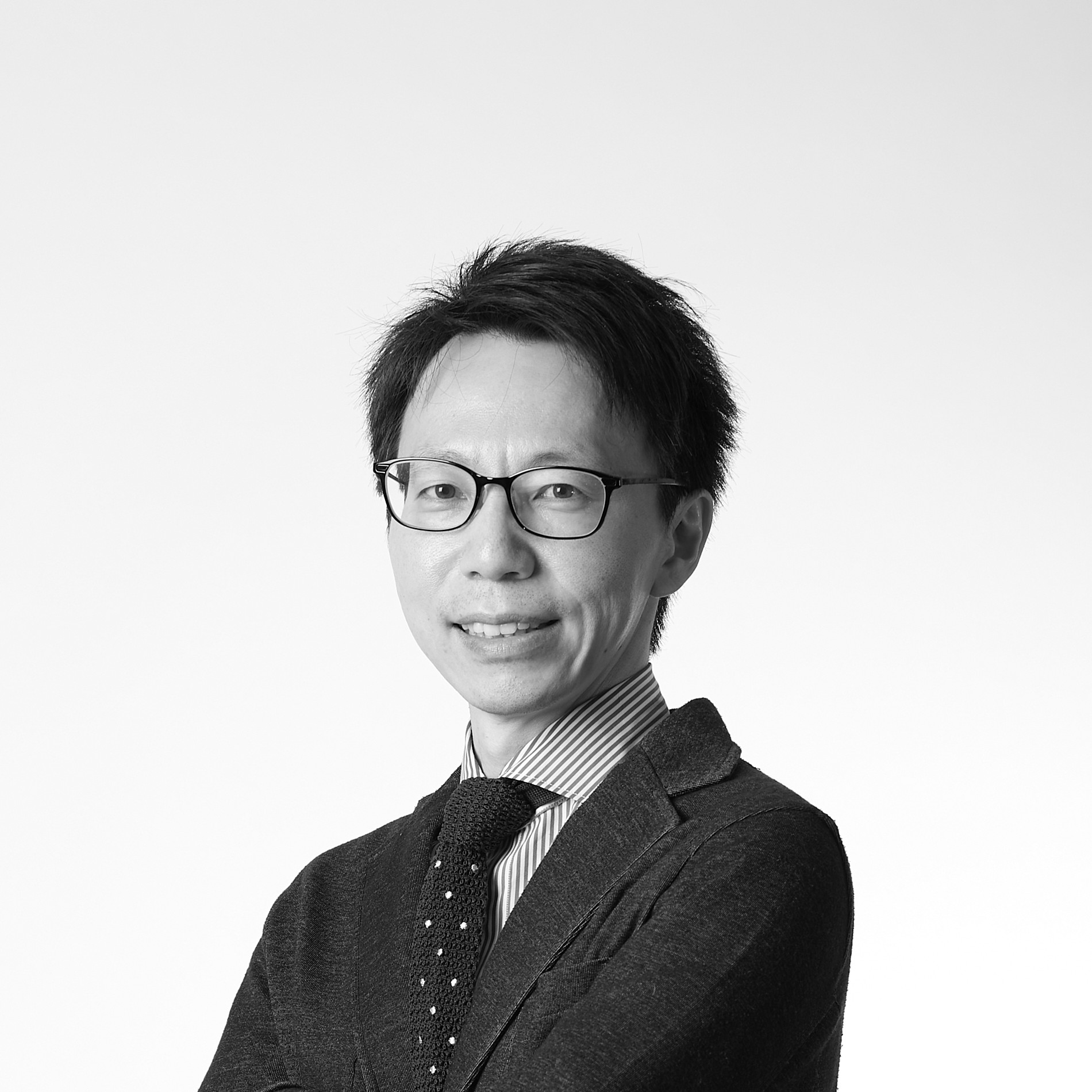 戒田　篤志