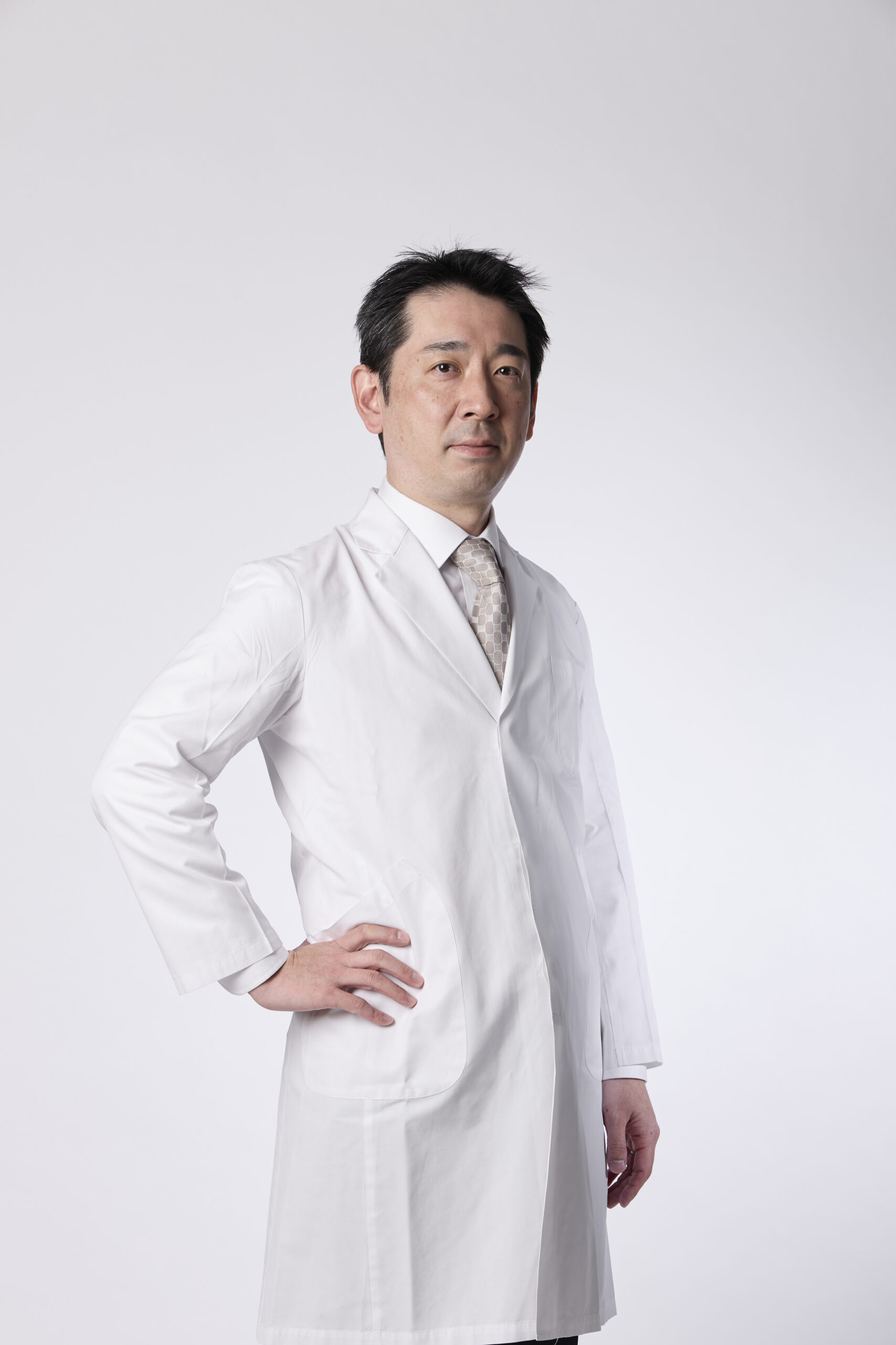 岡本　師